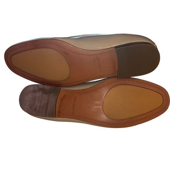 NEW Vionic Willa Womens Sleek Leather Slip-on Loafers Taupe Leather - 7.5 Medium - Picture 4 of 8
